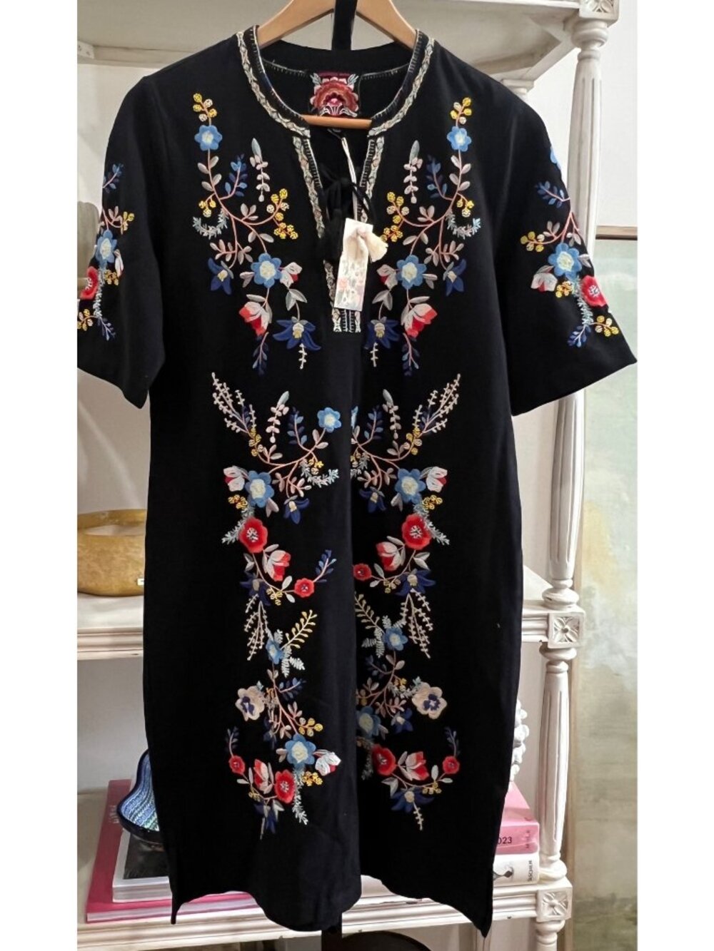 Johnny Was $228 Floral Embroider Lace Up Midi Dress Size Small